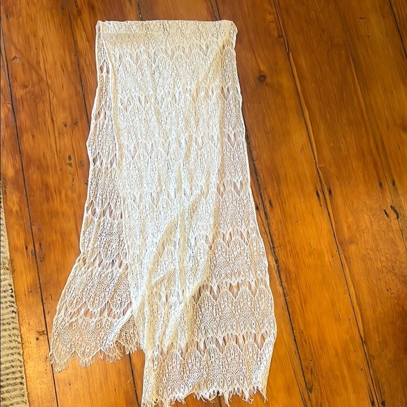 Accessories - Elegant Lace Women Scarf in Cream